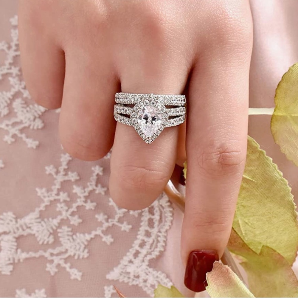 NWT Sterling 925 Wuziwen CZ Matching Ring Set